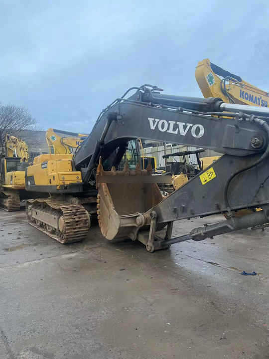 Second hand Volvo excavator in good condition for sale - 크롤러 굴삭기 : 사진 3 Second hand Volvo excavator in good condition for sale - 크롤러 굴삭기 : 사진 3