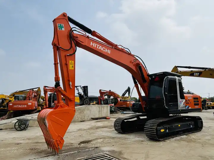 Slightly Used 20 Ton Tracked Excavator Hitachi Zx200-3 With Isuzu Ai-4hk1x Diesel Engine In Shanghai - 크롤러 굴삭기 : 사진 3 Slightly Used 20 Ton Tracked Excavator Hitachi Zx200-3 With Isuzu Ai-4hk1x Diesel Engine In Shanghai - 크롤러 굴삭기 : 사진 3