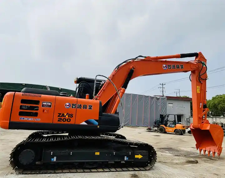 Slightly Used 20 Ton Tracked Excavator Hitachi Zx200-3 With Isuzu Ai-4hk1x Diesel Engine In Shanghai - 크롤러 굴삭기 : 사진 2 Slightly Used 20 Ton Tracked Excavator Hitachi Zx200-3 With Isuzu Ai-4hk1x Diesel Engine In Shanghai - 크롤러 굴삭기 : 사진 2
