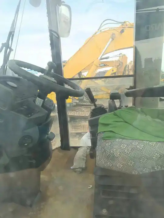 Used 18 ton Caterpillar Road Roller CAT CS76T Road Paving Machinery Soil Compactor made in USA - 로드 롤러 : 사진 4 Used 18 ton Caterpillar Road Roller CAT CS76T Road Paving Machinery Soil Compactor made in USA - 로드 롤러 : 사진 4