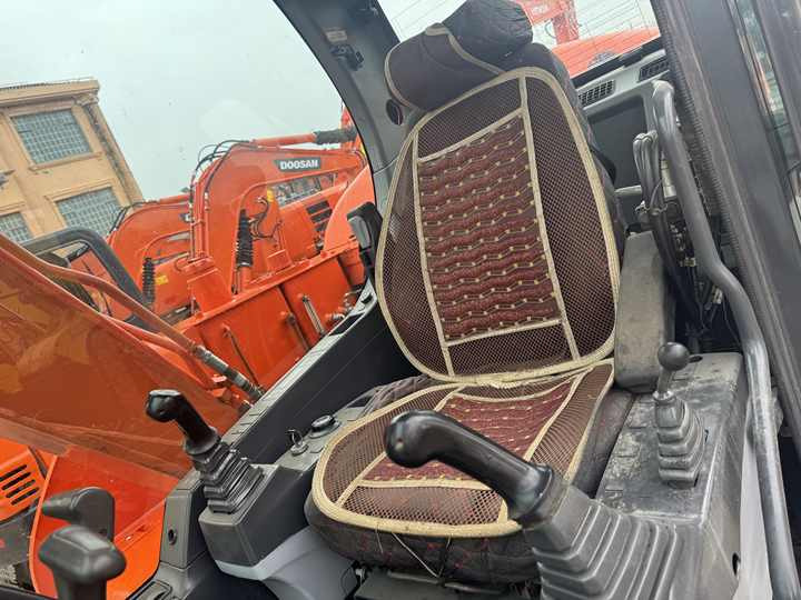크롤러 굴삭기 Used Excavator Doosan Dx75-9c Dx80 Dx60 Excavators Machinery Doosan Dx75-9c Dx80 Dx60 Dx225 Good Condition Low Price : 사진 6