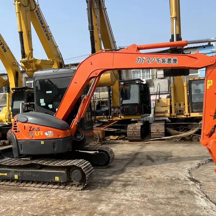 Used Hitachi excavator ZX55UR in good condition for sale - 미니 굴삭기 : 사진 1 Used Hitachi excavator ZX55UR in good condition for sale - 미니 굴삭기 : 사진 1