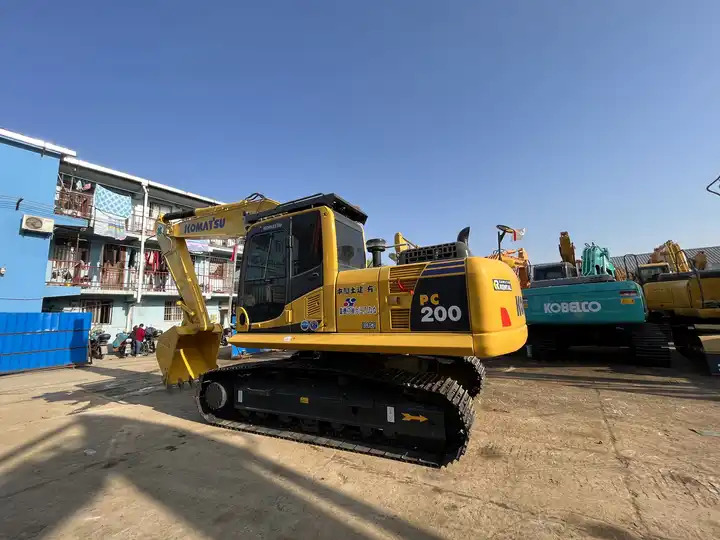 Used Komatsu Pc200-8 Excavator,20 Ton Komatsu Pc200-8n1 Pc220-8mo Hydraulic Crawler Backhoe Medium Excavator Rega In Stock - 크롤러 굴삭기 : 사진 2 Used Komatsu Pc200-8 Excavator,20 Ton Komatsu Pc200-8n1 Pc220-8mo Hydraulic Crawler Backhoe Medium Excavator Rega In Stock - 크롤러 굴삭기 : 사진 2