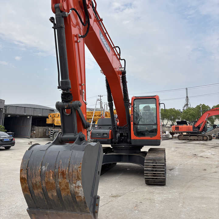 Used Original KoreaN Doosan DX225lca Excavator Doosan Excavators Engineering Machinery Doosan 22ton USED Excavadoras - 크롤러 굴삭기 : 사진 1 Used Original KoreaN Doosan DX225lca Excavator Doosan Excavators Engineering Machinery Doosan 22ton USED Excavadoras - 크롤러 굴삭기 : 사진 1