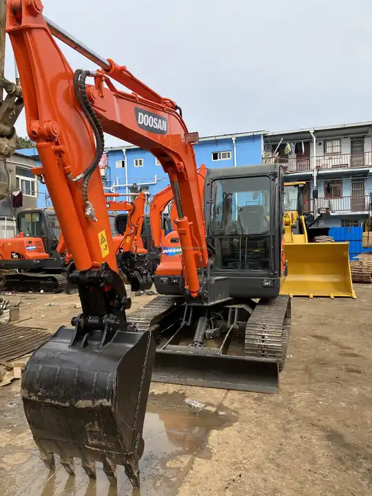 Used excavator Doosan DX60 with excellent working condition on sale Used Doosan DX60 excavator, Doosan DX60 mini excavators - 크롤러 굴삭기 : 사진 5 Used excavator Doosan DX60 with excellent working condition on sale Used Doosan DX60 excavator, Doosan DX60 mini excavators - 크롤러 굴삭기 : 사진 5