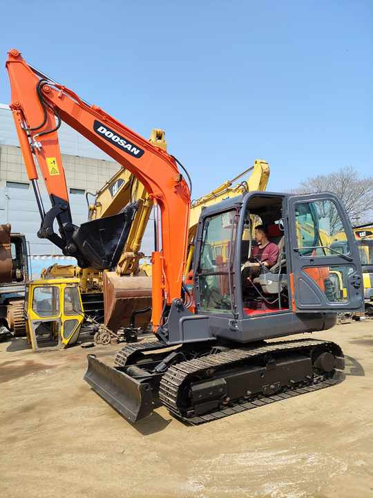 Used excavator doosan dx60  excavators machinery doosan dx60 dx80 dx75 dx225 dh60 dh60-7 excavator - 크롤러 굴삭기 : 사진 3 Used excavator doosan dx60  excavators machinery doosan dx60 dx80 dx75 dx225 dh60 dh60-7 excavator - 크롤러 굴삭기 : 사진 3