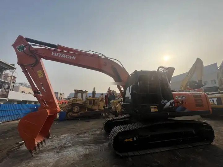크롤러 굴삭기 original Japan  cheap used hitachi zaxis 200 zx200-3g crawler excavator Weight 20 ton Construction on Sale : 사진 7