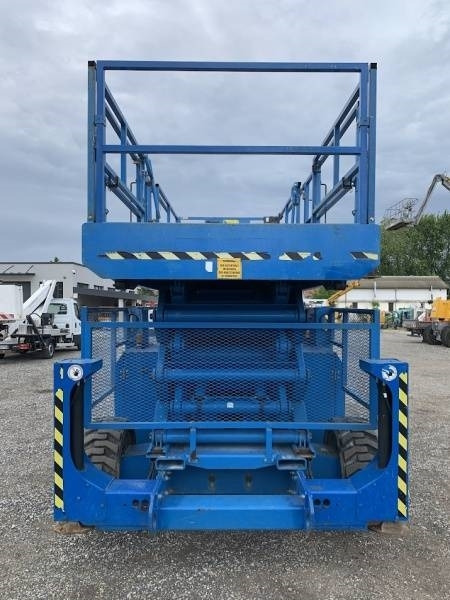 Genie GS5390 - 18m - 4x4 - Diesel - 시저 리프트 : 사진 3 Genie GS5390 - 18m - 4x4 - Diesel - 시저 리프트 : 사진 3