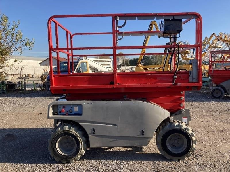 Haulotte Compact 10 RTE - 4x4, 10m, electric - 시저 리프트 : 사진 5 Haulotte Compact 10 RTE - 4x4, 10m, electric - 시저 리프트 : 사진 5