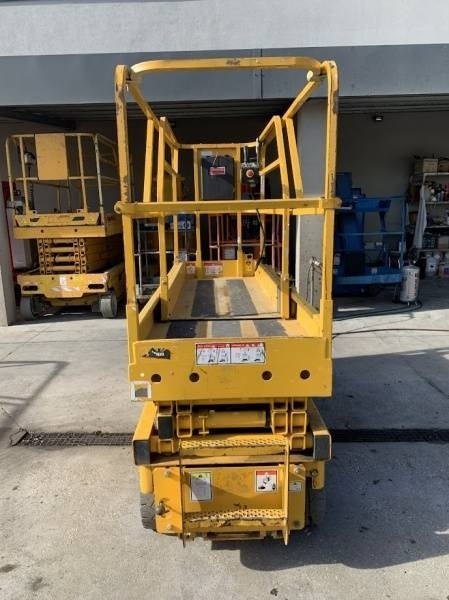 Haulotte Compact 8 - 8m, electric  - 시저 리프트 : 사진 3 Haulotte Compact 8 - 8m, electric  - 시저 리프트 : 사진 3