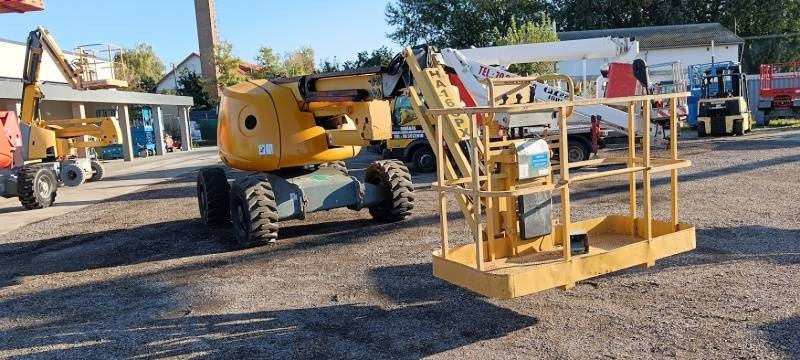 Haulotte HA16SPX - 16m, 4x4, diesel - 관절 붐 : 사진 1 Haulotte HA16SPX - 16m, 4x4, diesel - 관절 붐 : 사진 1