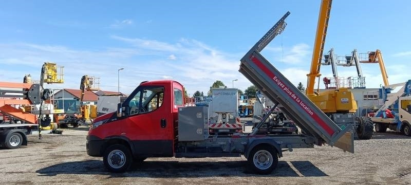 Iveco 35C13 - Tipper  - 덤프트럭 : 사진 2 Iveco 35C13 - Tipper  - 덤프트럭 : 사진 2