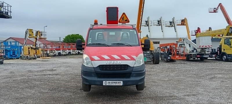 Iveco Daily GSR E179T - 17,1m - 200 kg - 트럭 탑재 고가작업 플랫폼 : 사진 3 Iveco Daily GSR E179T - 17,1m - 200 kg - 트럭 탑재 고가작업 플랫폼 : 사진 3