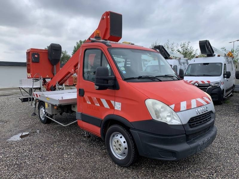 Iveco Daily GSR E179T - 17,1m - 200 kg - 트럭 탑재 고가작업 플랫폼 : 사진 1 Iveco Daily GSR E179T - 17,1m - 200 kg - 트럭 탑재 고가작업 플랫폼 : 사진 1
