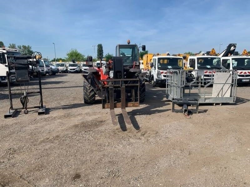 Manitou MVT1332 SL - 13m - 3,2t - 4x4x4 - 텔레스코픽 핸들러 : 사진 1 Manitou MVT1332 SL - 13m - 3,2t - 4x4x4 - 텔레스코픽 핸들러 : 사진 1