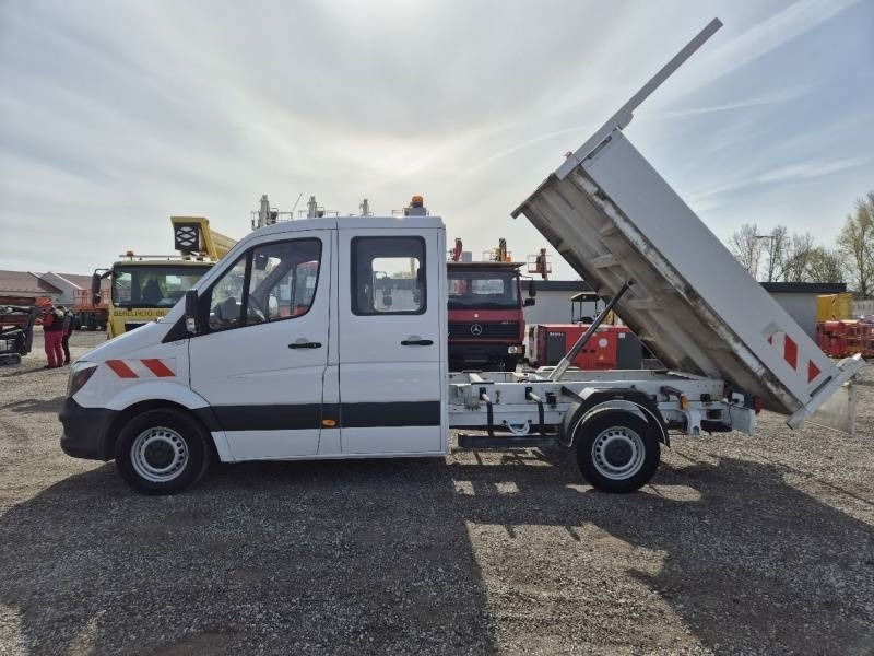 Mercedes-Benz Tipper - 덤프트럭 : 사진 1 Mercedes-Benz Tipper - 덤프트럭 : 사진 1