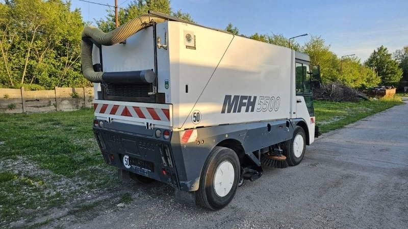 Mfh 5500 sweeper - with air conditionier - 거리 청소 차량 : 사진 3 Mfh 5500 sweeper - with air conditionier - 거리 청소 차량 : 사진 3