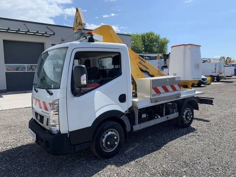 Nissan Cabstar France Elevateur Topy 11 - 11 m - 트럭 탑재 고가작업 플랫폼 : 사진 2 Nissan Cabstar France Elevateur Topy 11 - 11 m - 트럭 탑재 고가작업 플랫폼 : 사진 2