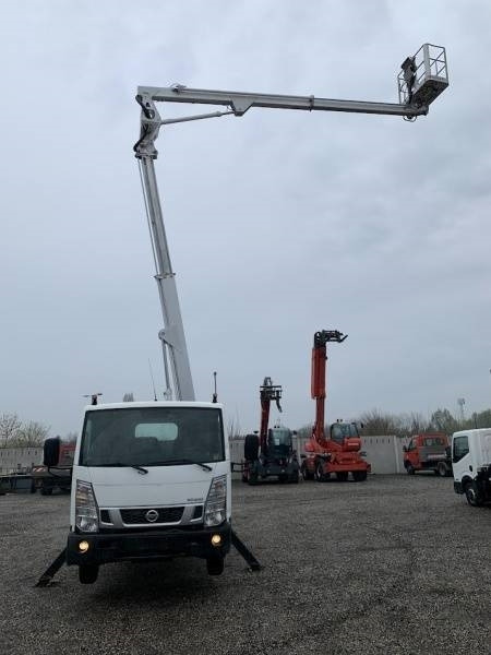 트럭 탑재 고가작업 플랫폼 Nissan Cabstar Multitel HX195 - 19,5m : 사진 10