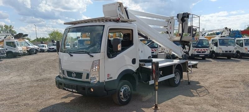 Nissan Cabstar Oil&Steel Snake 2413 Plus - 23,5m - 250 kg - 트럭 탑재 고가작업 플랫폼 : 사진 2 Nissan Cabstar Oil&Steel Snake 2413 Plus - 23,5m - 250 kg - 트럭 탑재 고가작업 플랫폼 : 사진 2