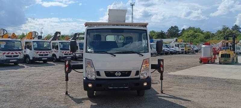 Nissan Cabstar Oil&Steel Snake 2413 Plus - 23,5m - 250 kg - 트럭 탑재 고가작업 플랫폼 : 사진 3 Nissan Cabstar Oil&Steel Snake 2413 Plus - 23,5m - 250 kg - 트럭 탑재 고가작업 플랫폼 : 사진 3