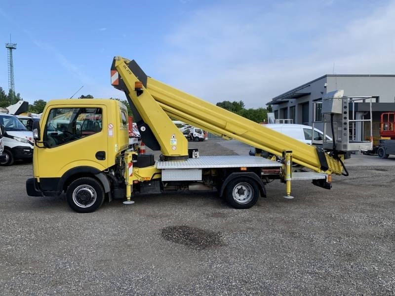 Nissan Cabstar Ruthmann-Steiger TB270 - 27m - 230 kg - 트럭 탑재 고가작업 플랫폼 : 사진 4 Nissan Cabstar Ruthmann-Steiger TB270 - 27m - 230 kg - 트럭 탑재 고가작업 플랫폼 : 사진 4
