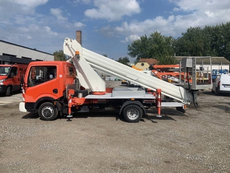 Nissan Cabstar Ruthmann TB270 - 27m - 230 kg - 트럭 탑재 고가작업 플랫폼 : 사진 5 Nissan Cabstar Ruthmann TB270 - 27m - 230 kg - 트럭 탑재 고가작업 플랫폼 : 사진 5