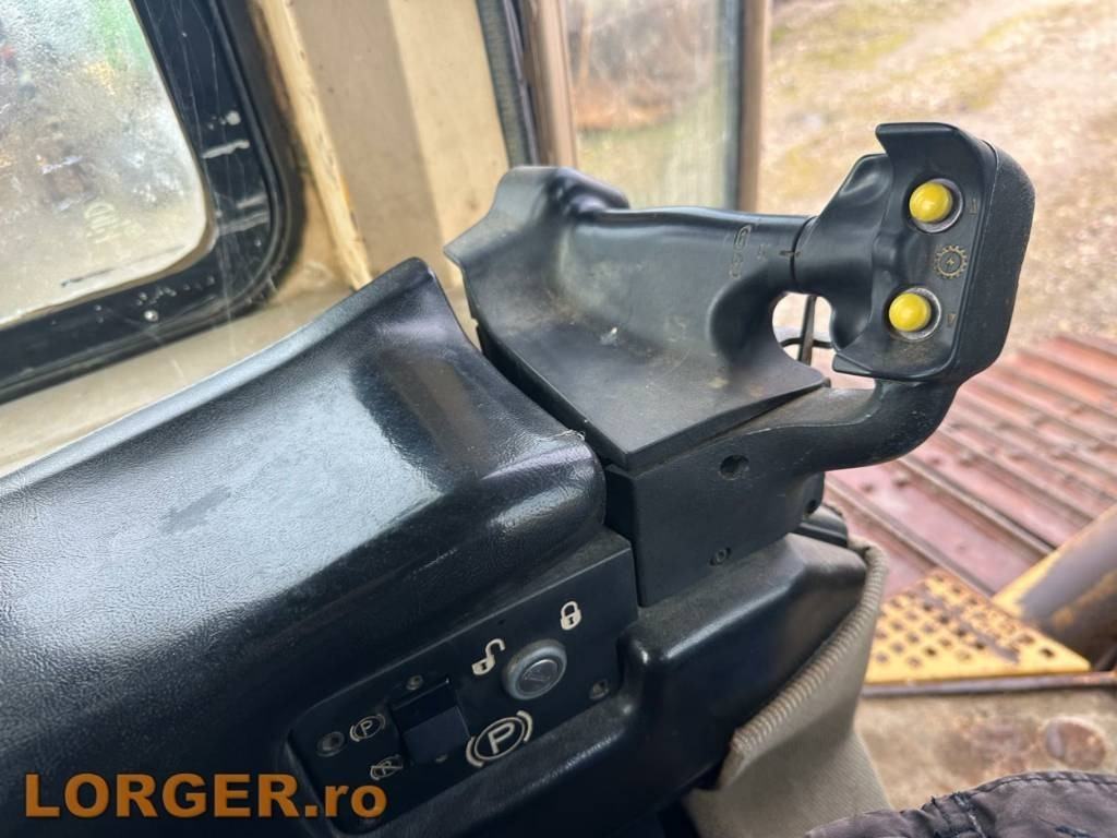 불도저 CAT D 6 M LGP : 사진 14