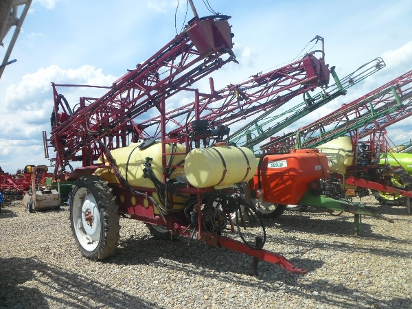 Hardi 2500 - 시비 장비 : 사진 1 Hardi 2500 - 시비 장비 : 사진 1