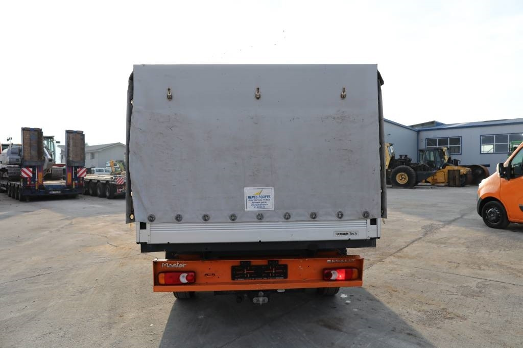 Renault Master III - 박스 밴 : 사진 4 Renault Master III - 박스 밴 : 사진 4