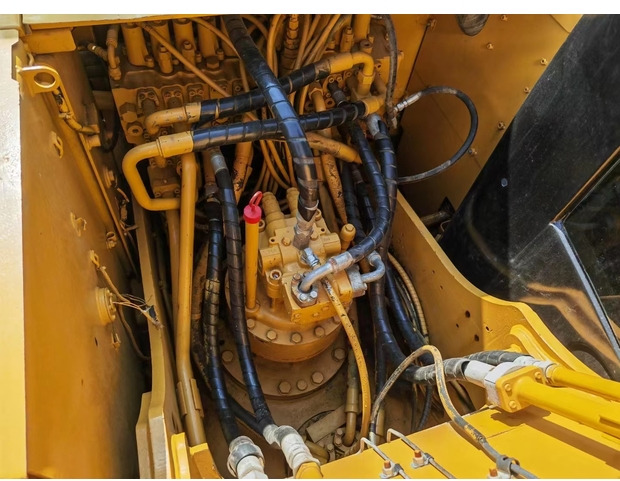2020 Caterpillar 323D2L - 크롤러 굴삭기 : 사진 5 2020 Caterpillar 323D2L - 크롤러 굴삭기 : 사진 5