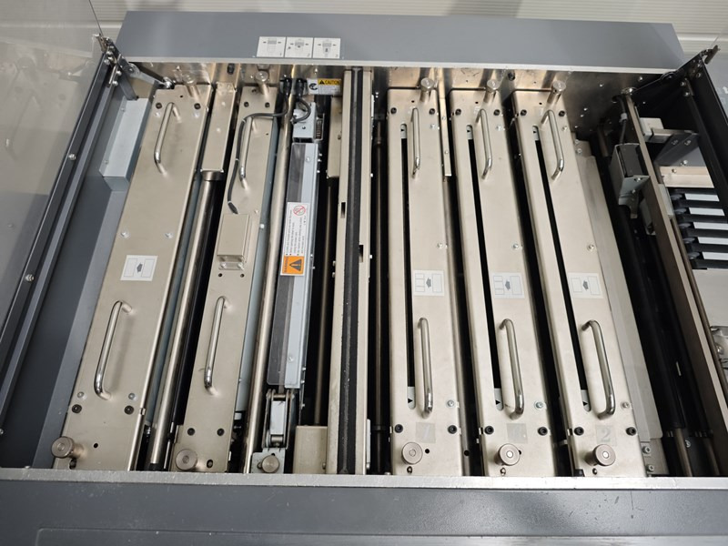 Duplo DocuCutter DC-645 | 2008 - 인쇄 기계 : 사진 4 Duplo DocuCutter DC-645 | 2008 - 인쇄 기계 : 사진 4