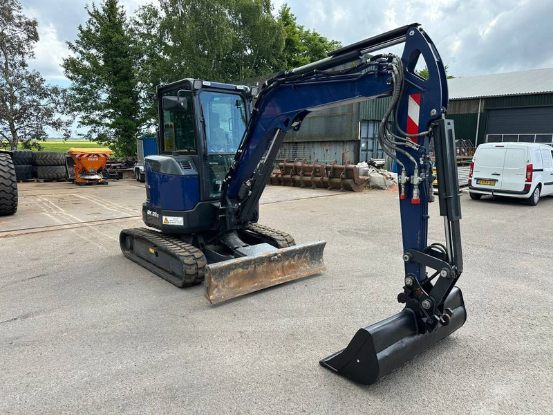 Doosan DX 35 Z - 미니 굴삭기 : 사진 4 Doosan DX 35 Z - 미니 굴삭기 : 사진 4