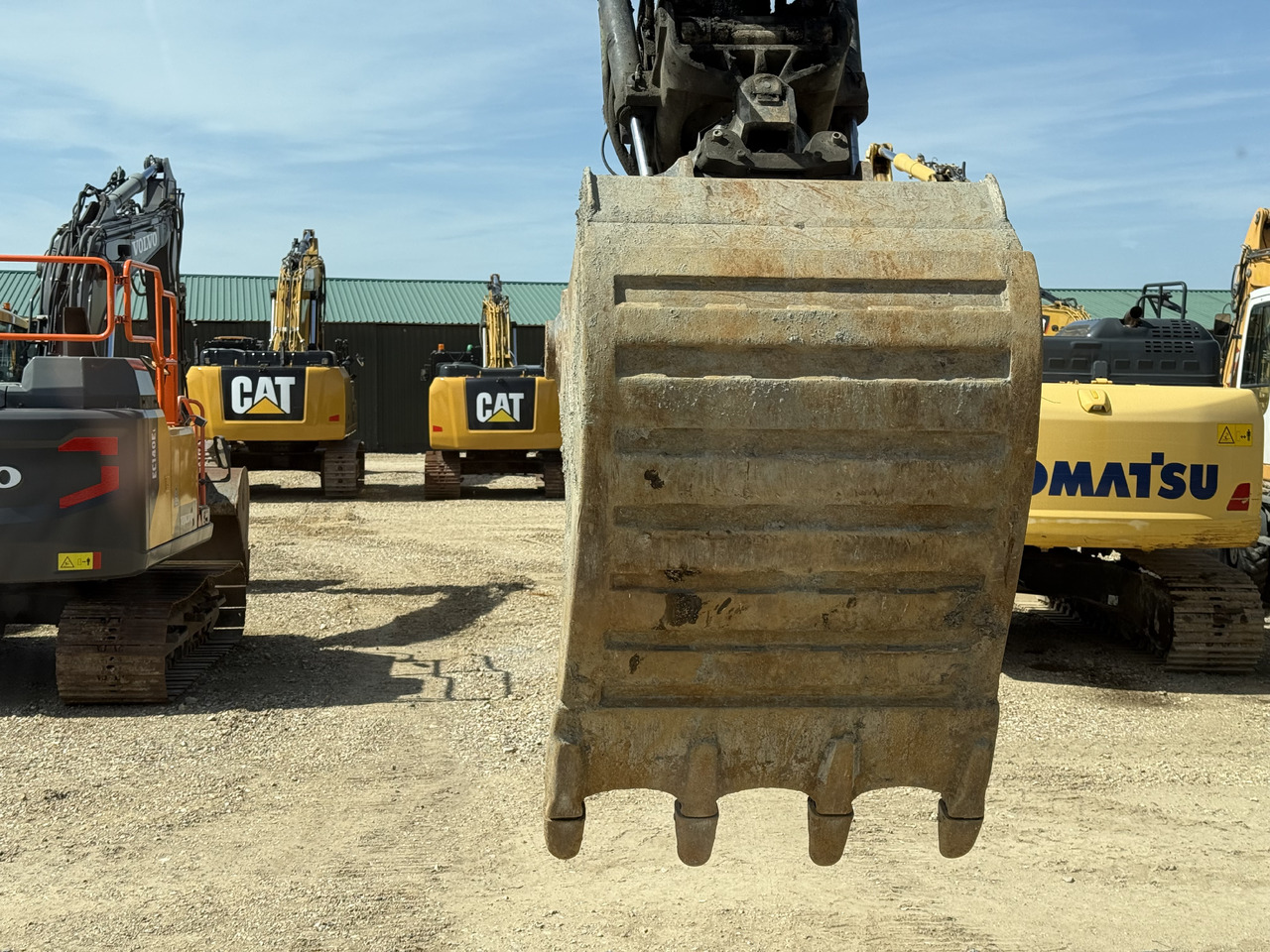 크롤러 굴삭기 Volvo EC 220 EL : 사진 15