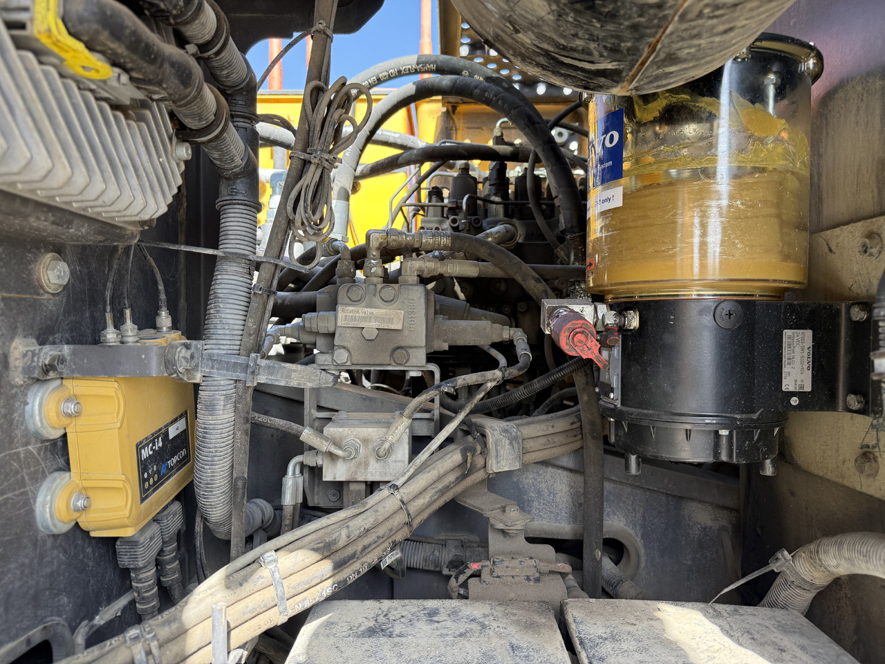 크롤러 굴삭기 Volvo EC 220 EL : 사진 20
