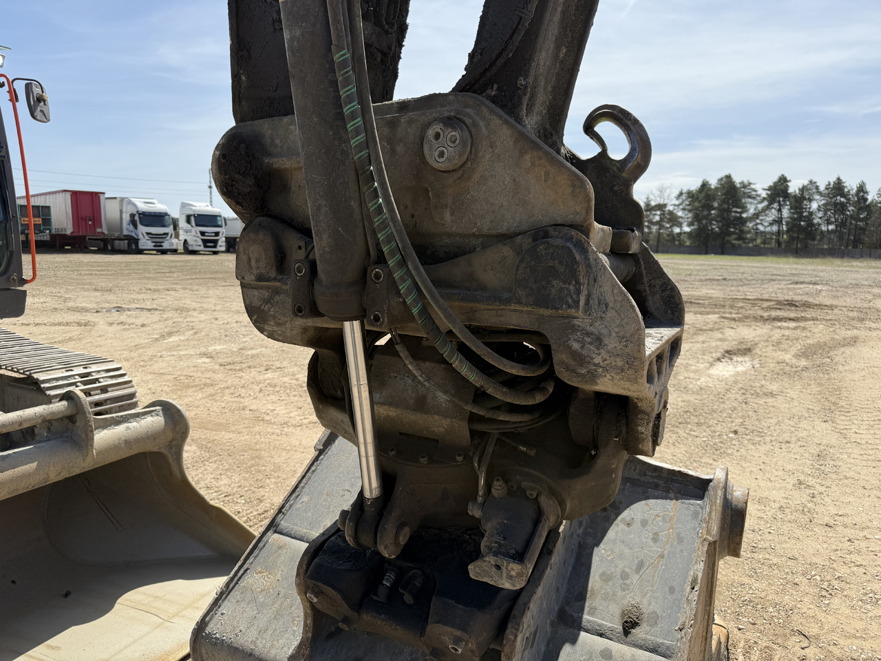 크롤러 굴삭기 Volvo EC 220 EL : 사진 13
