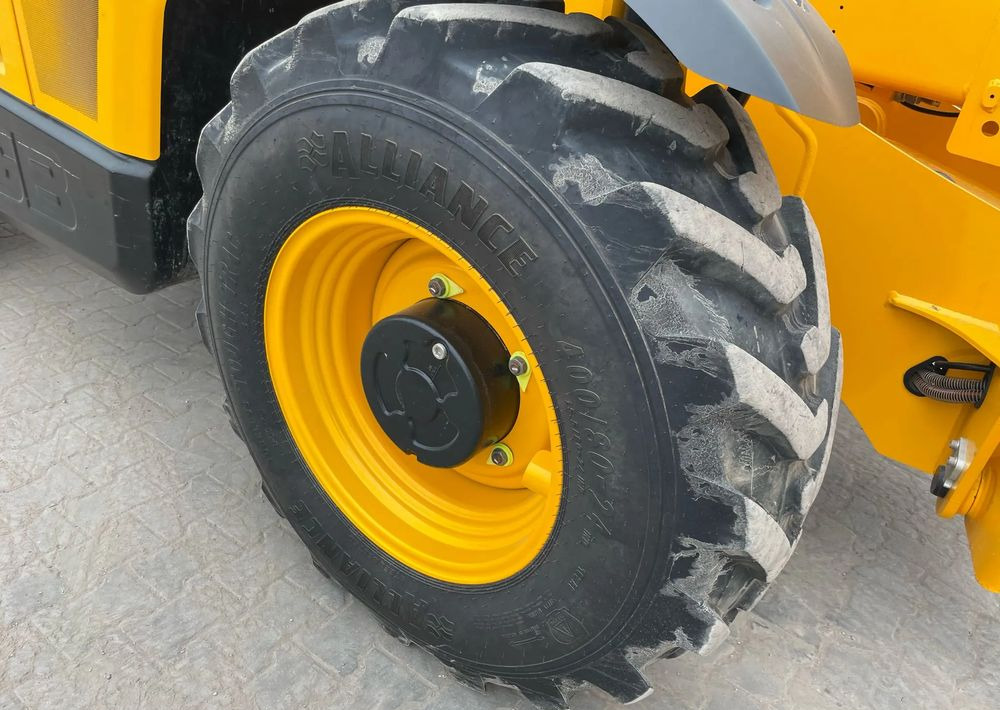 JCB 540-180 - 텔레스코픽 핸들러 : 사진 2 JCB 540-180 - 텔레스코픽 핸들러 : 사진 2