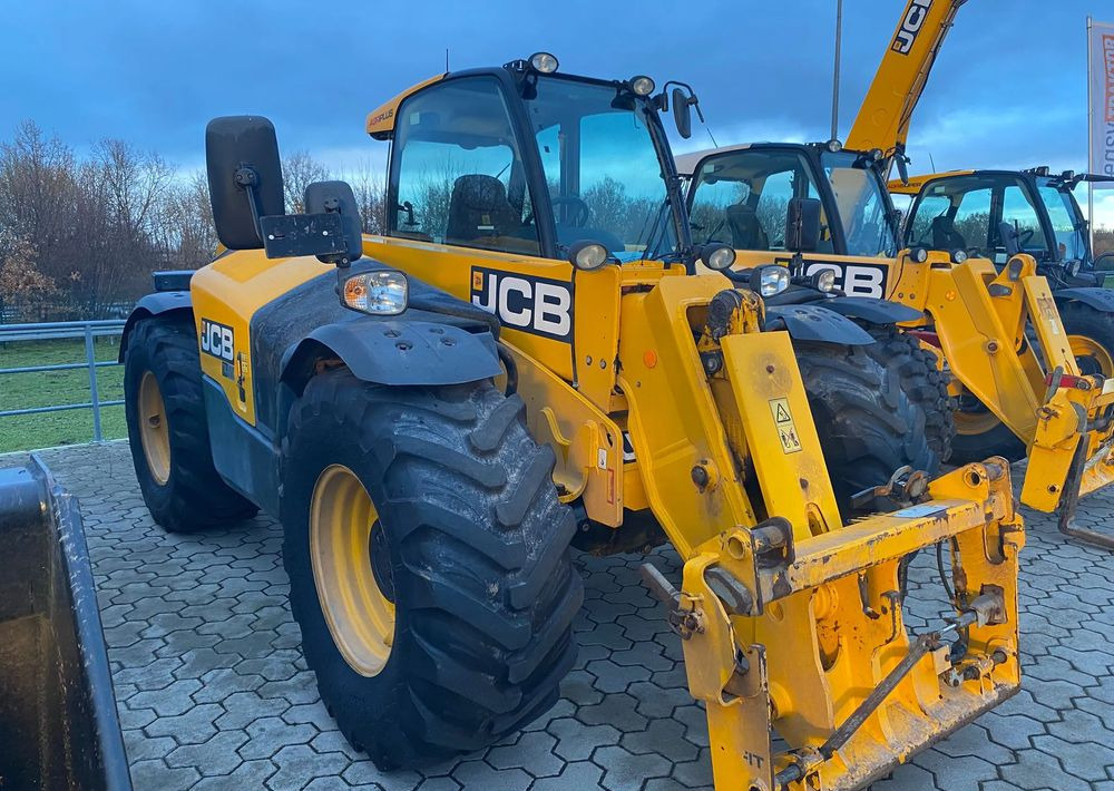 JCB 541-70 - 텔레스코픽 핸들러 : 사진 2 JCB 541-70 - 텔레스코픽 핸들러 : 사진 2