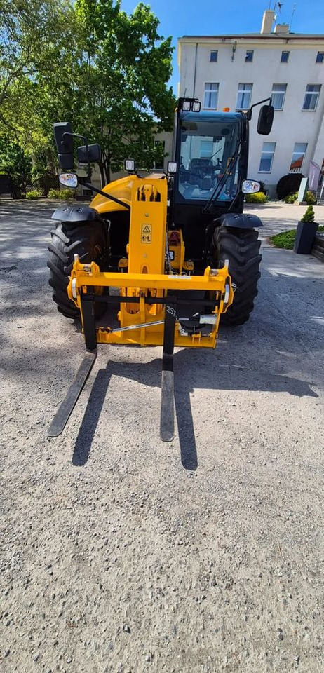 JCB 542-70 Agri - 텔레스코픽 핸들러 : 사진 4 JCB 542-70 Agri - 텔레스코픽 핸들러 : 사진 4