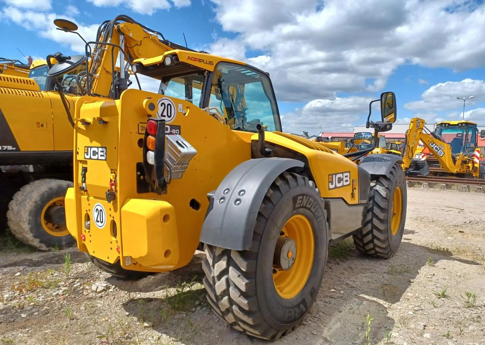 JCB 560-80 Agri Plus - 텔레스코픽 핸들러 : 사진 3 JCB 560-80 Agri Plus - 텔레스코픽 핸들러 : 사진 3