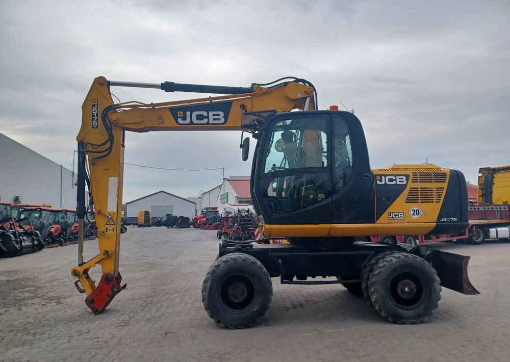 JCB JS175W - 휠 굴삭기 : 사진 3 JCB JS175W - 휠 굴삭기 : 사진 3