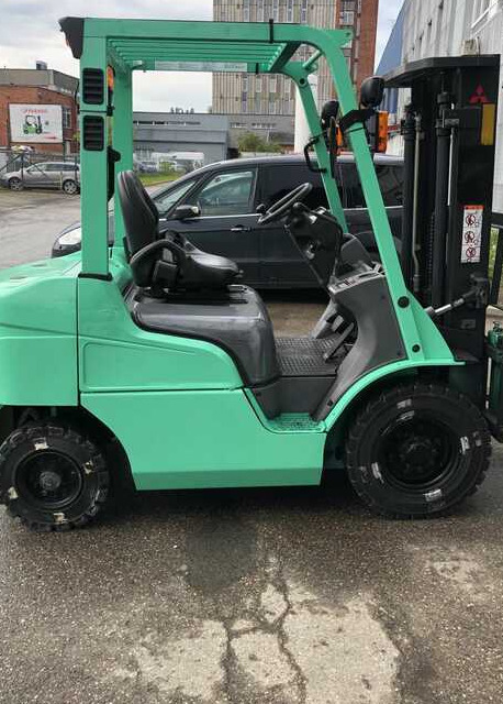 MITSUBISHI Mitsubishi FDE20T-F18D - 디젤 지게차 : 사진 2 MITSUBISHI Mitsubishi FDE20T-F18D - 디젤 지게차 : 사진 2