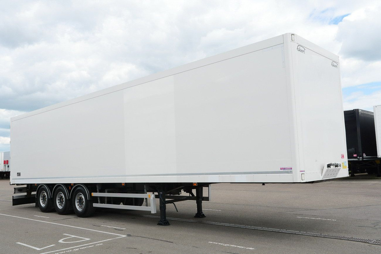 EKERI T3-A /SEITLICHE TÜREN /FALTWAND 2700 mm - 밀폐형 박스 세미 트레일러 : 사진 3 EKERI T3-A /SEITLICHE TÜREN /FALTWAND 2700 mm - 밀폐형 박스 세미 트레일러 : 사진 3