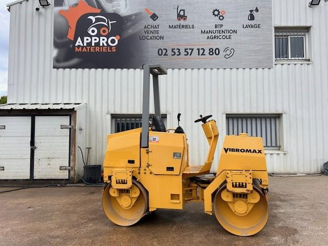 JCB VIBROMAX W255 2 BILLES - 로드 롤러 : 사진 1 JCB VIBROMAX W255 2 BILLES - 로드 롤러 : 사진 1