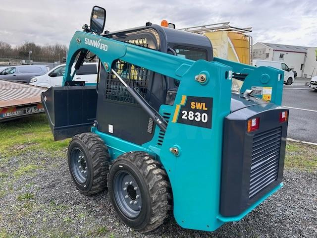 SUNWARD SWL2830 SUNWARD /BOBCAT - 스키드 스티어 로더 : 사진 4 SUNWARD SWL2830 SUNWARD /BOBCAT - 스키드 스티어 로더 : 사진 4