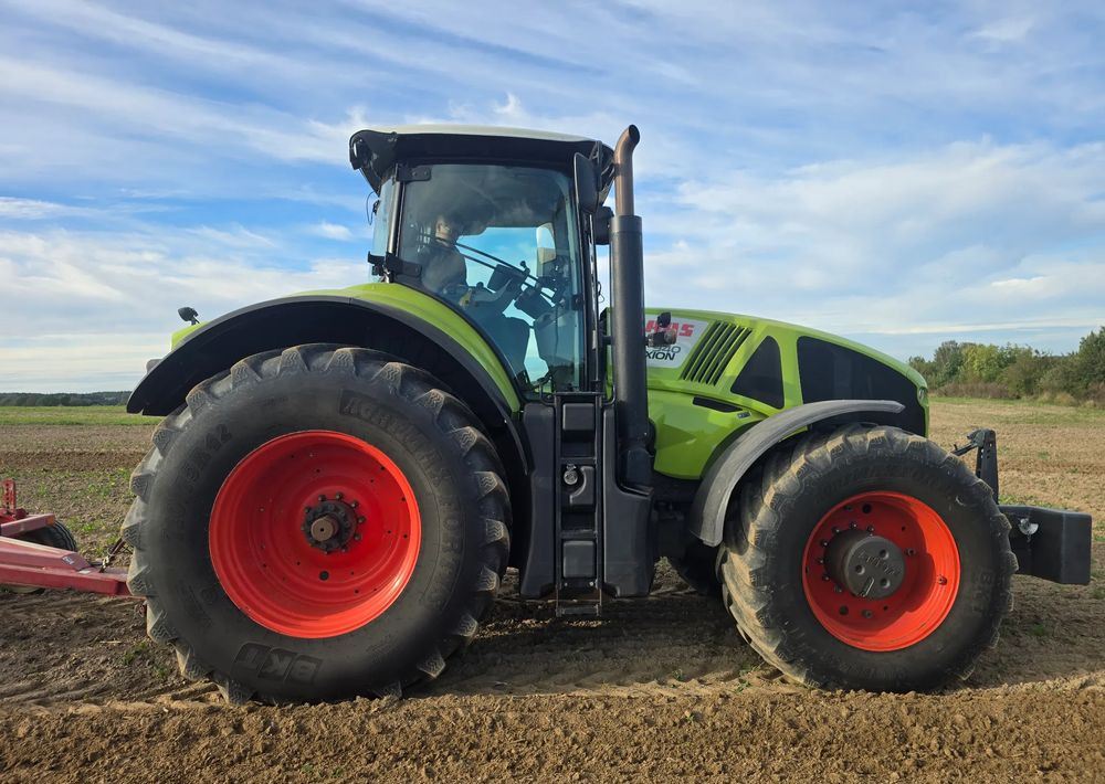 Claas Axion 940 Cmatic - 장궤형 트랙터 : 사진 3 Claas Axion 940 Cmatic - 장궤형 트랙터 : 사진 3