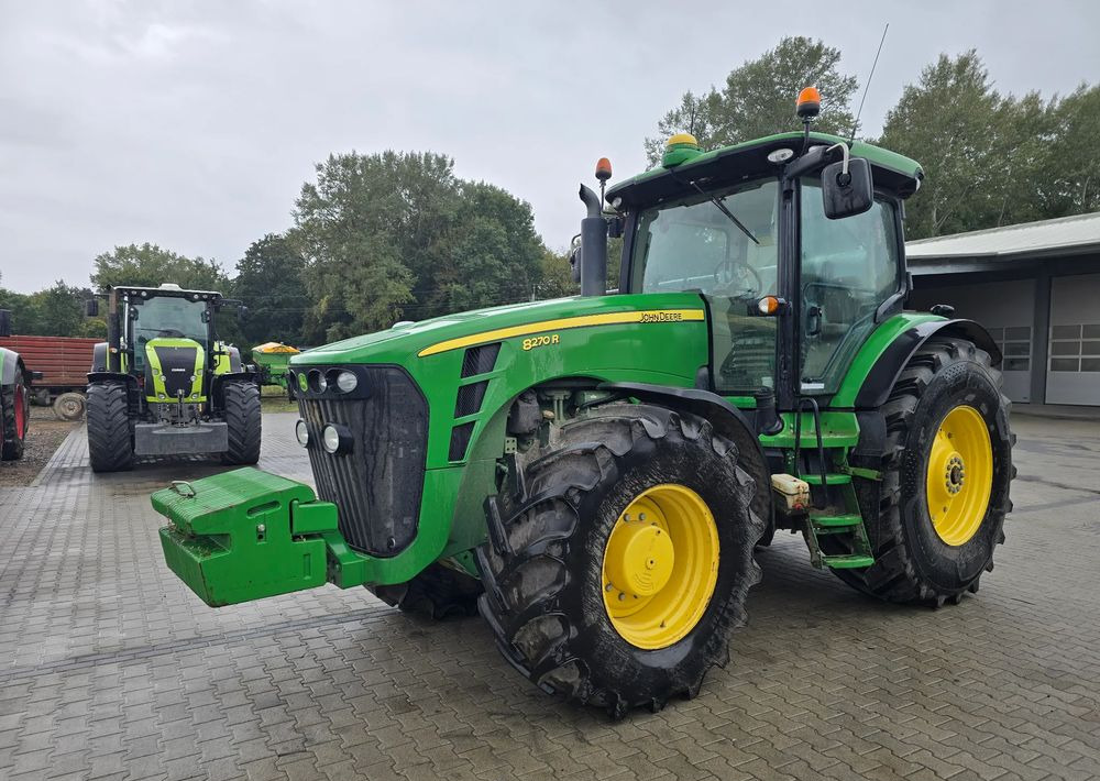 John Deere 8270R - 장궤형 트랙터 : 사진 2 John Deere 8270R - 장궤형 트랙터 : 사진 2