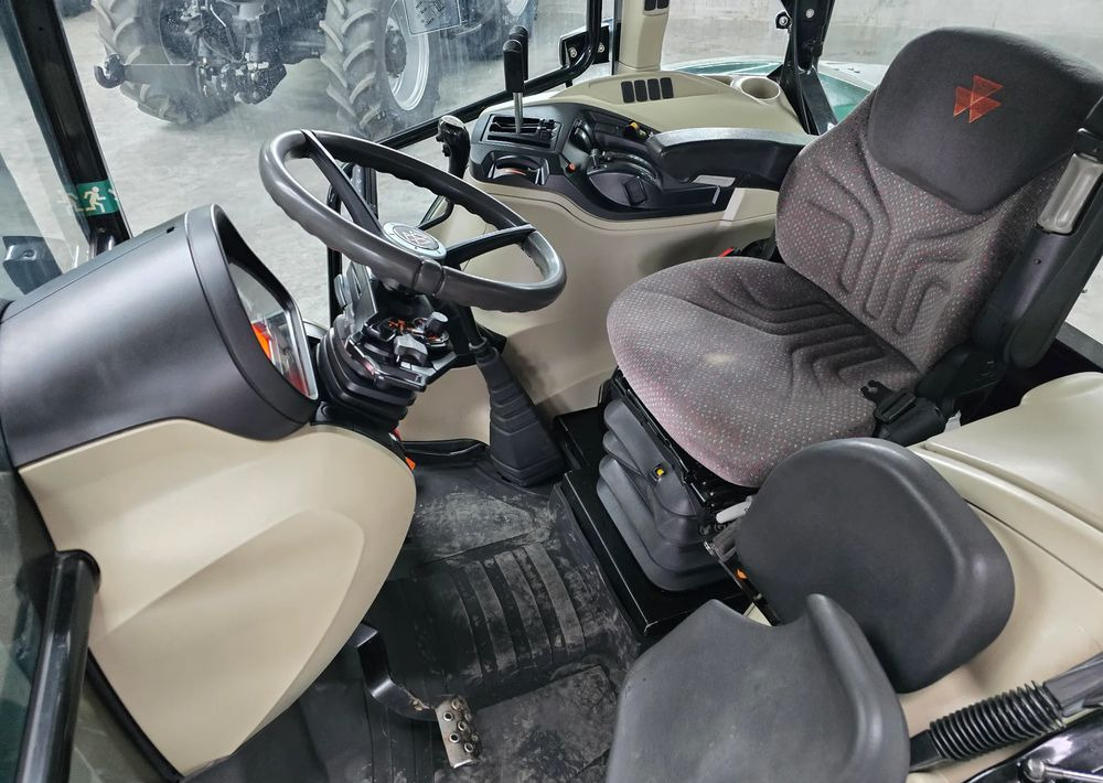 Massey Ferguson 4708 - 장궤형 트랙터 : 사진 5 Massey Ferguson 4708 - 장궤형 트랙터 : 사진 5