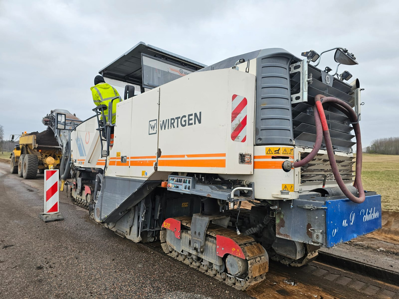 WIRTGEN W220 - 콜드 플래너 : 사진 2 WIRTGEN W220 - 콜드 플래너 : 사진 2