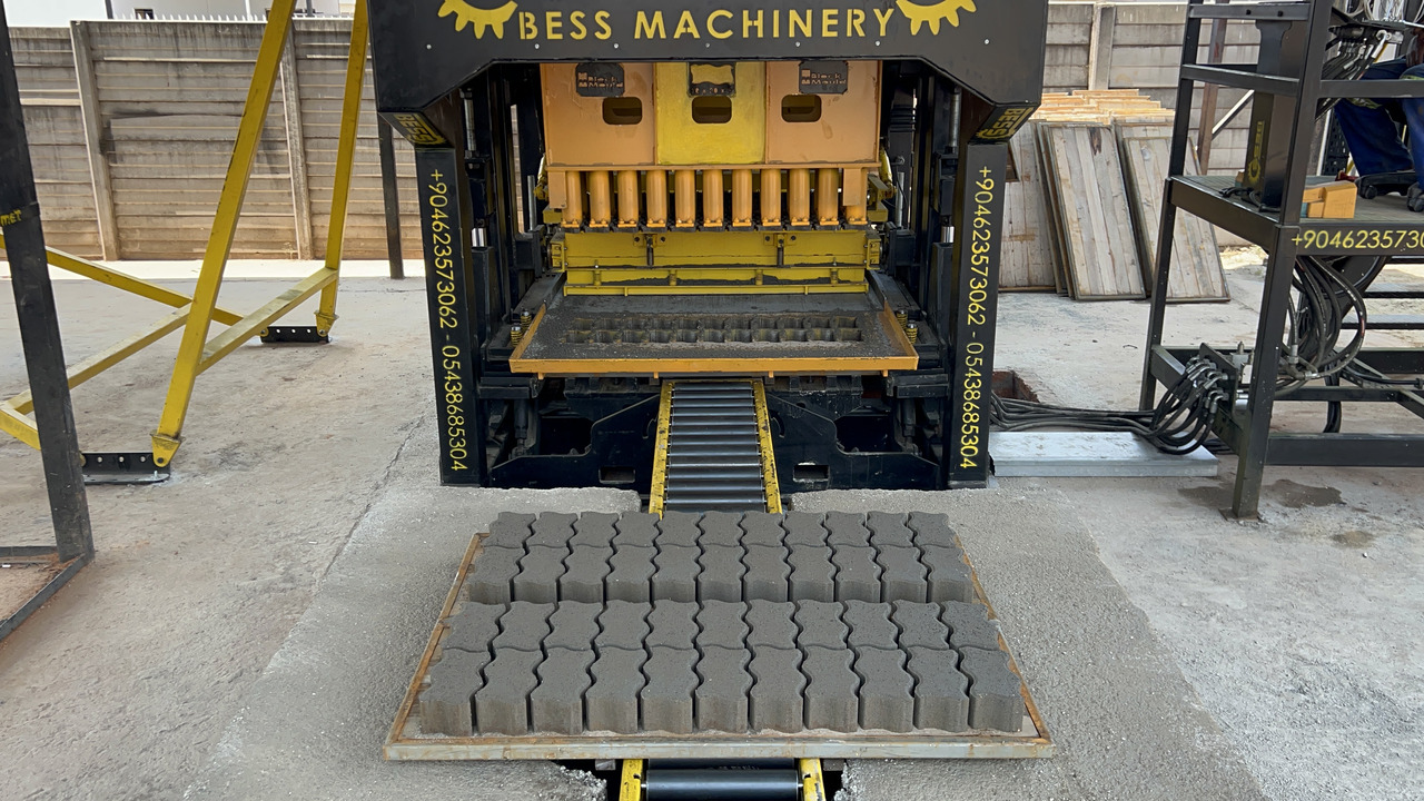PRS-600 Semi-Automatic Concrete Block Machine - 블록 제작 기계 : 사진 2 PRS-600 Semi-Automatic Concrete Block Machine - 블록 제작 기계 : 사진 2